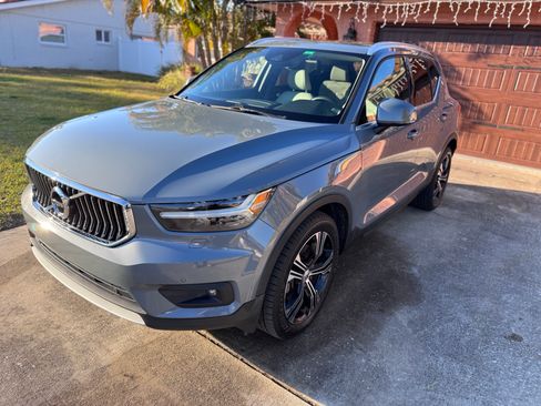 Used 2020 Volvo XC40 T4 Inscription w/ Protection Package Premier image 10