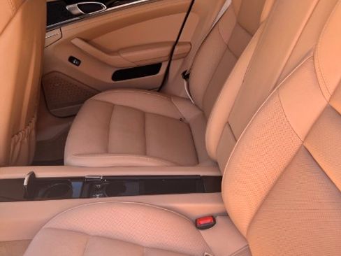 Used 2014 Porsche Panamera image 8