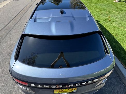 Used 2018 Land Rover Range Rover Velar S AWD/4WD image 6