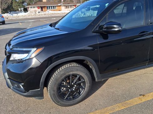 Used 2021 Honda Passport Elite image 2