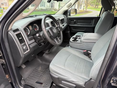 Used 2014 RAM 1500 Express image 12