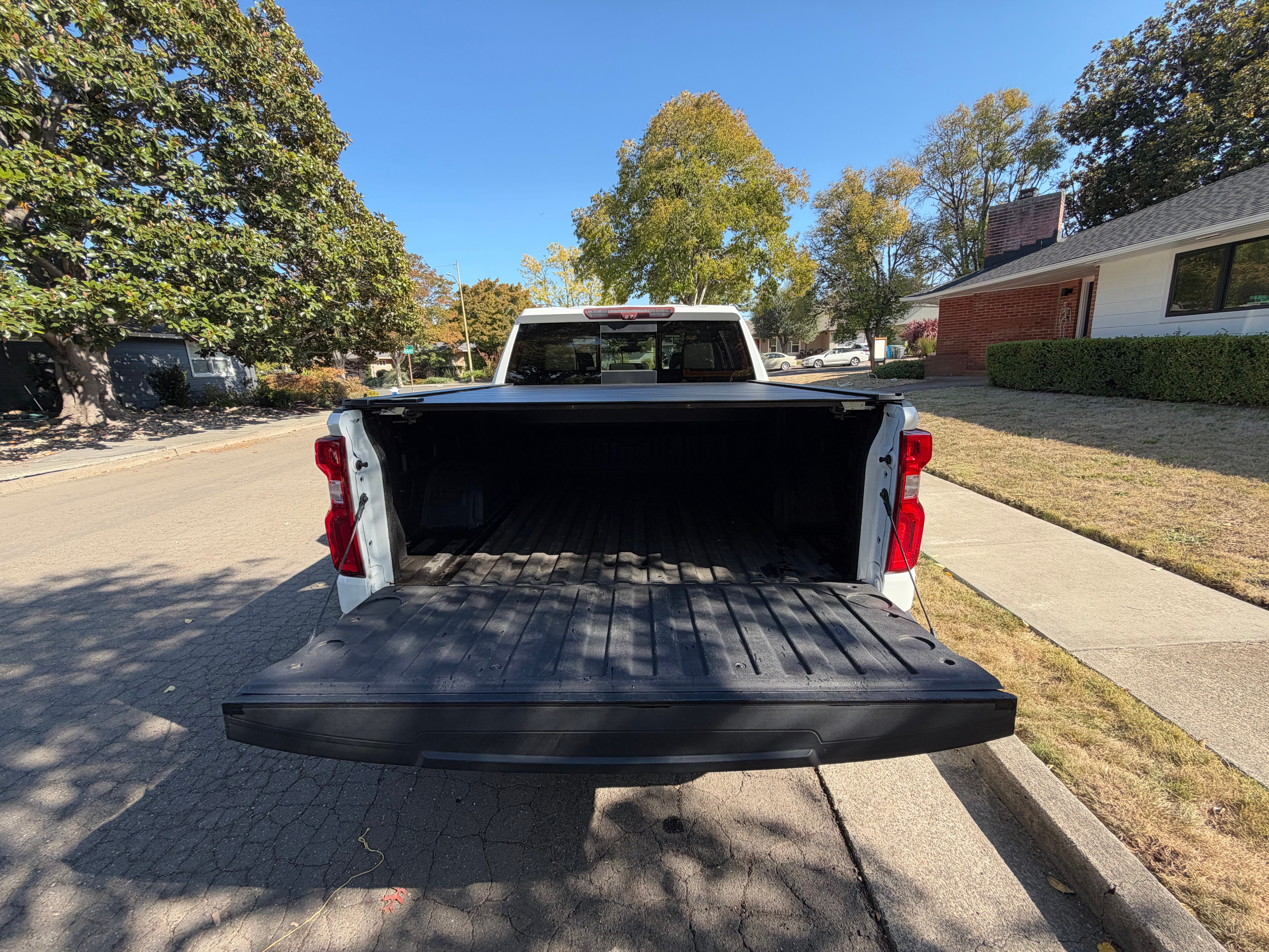 Used 2021 Chevrolet Silverado 1500 LTZ w/ LTZ Premium Package AWD/4WD image 21
