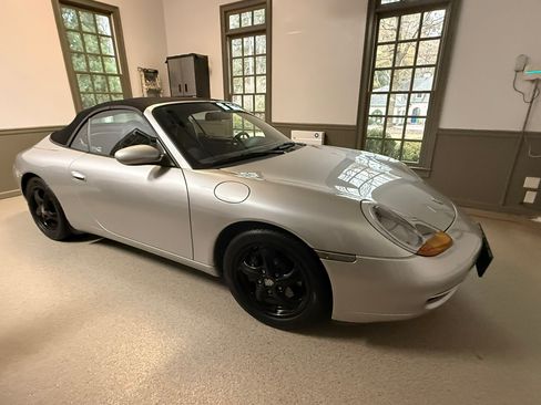Used 1999 Porsche 911 Carrera image 4