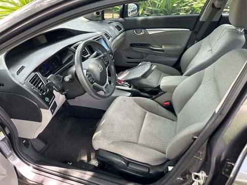 Used 2015 Honda Civic EX image 9