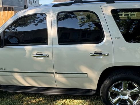 Used 2013 Chevrolet Tahoe LTZ AWD/4WD image 6