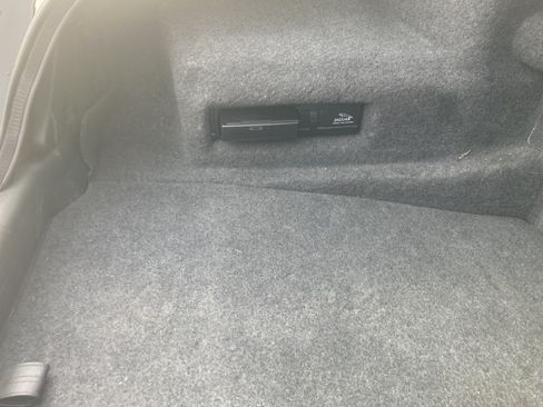 Used 2000 Jaguar XJ8 L image 6