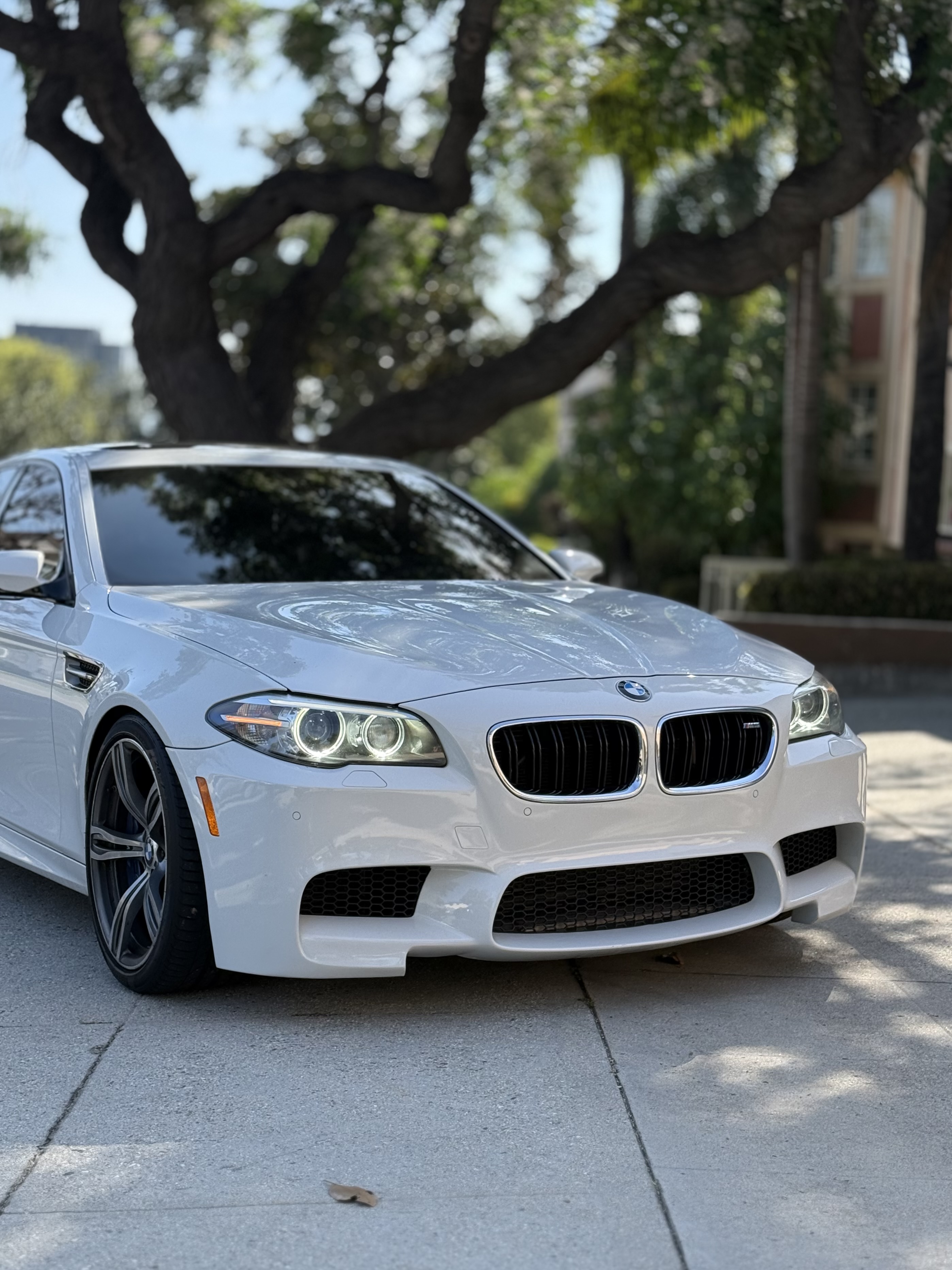 Used 2014 BMW M5 RWD image 5