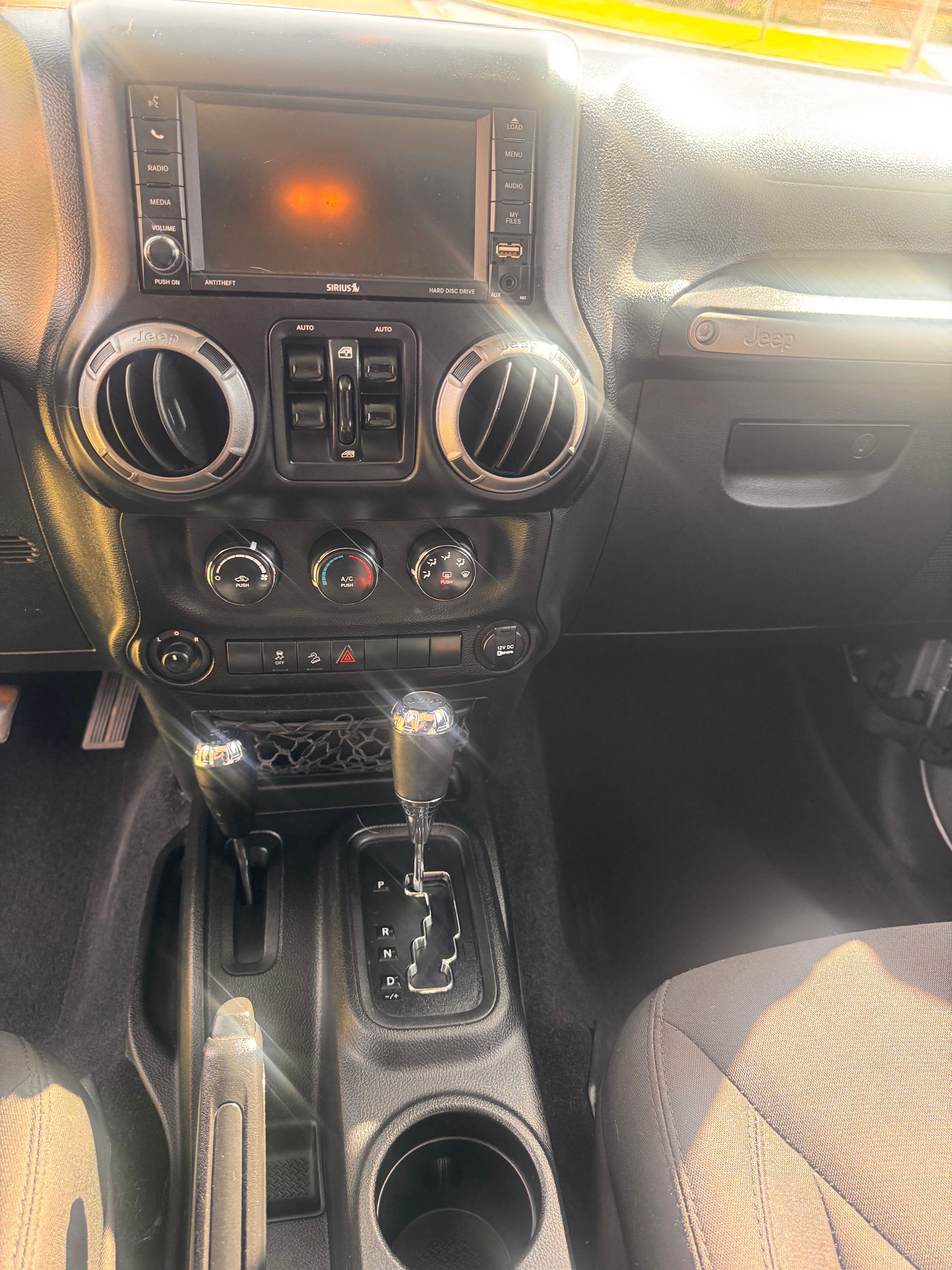 Used 2015 Jeep Wrangler Unlimited Sport w/ Quick Order Package 24S AWD/4WD image 10