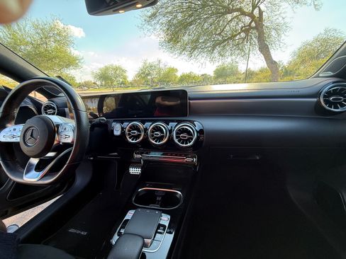 Used 2020 Mercedes-Benz CLA 250 4MATIC image 13