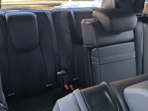 Used 2020 Mercedes-Benz GLB 250 4MATIC image 12