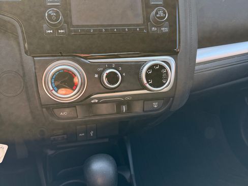 Used 2015 Honda Fit LX image 9