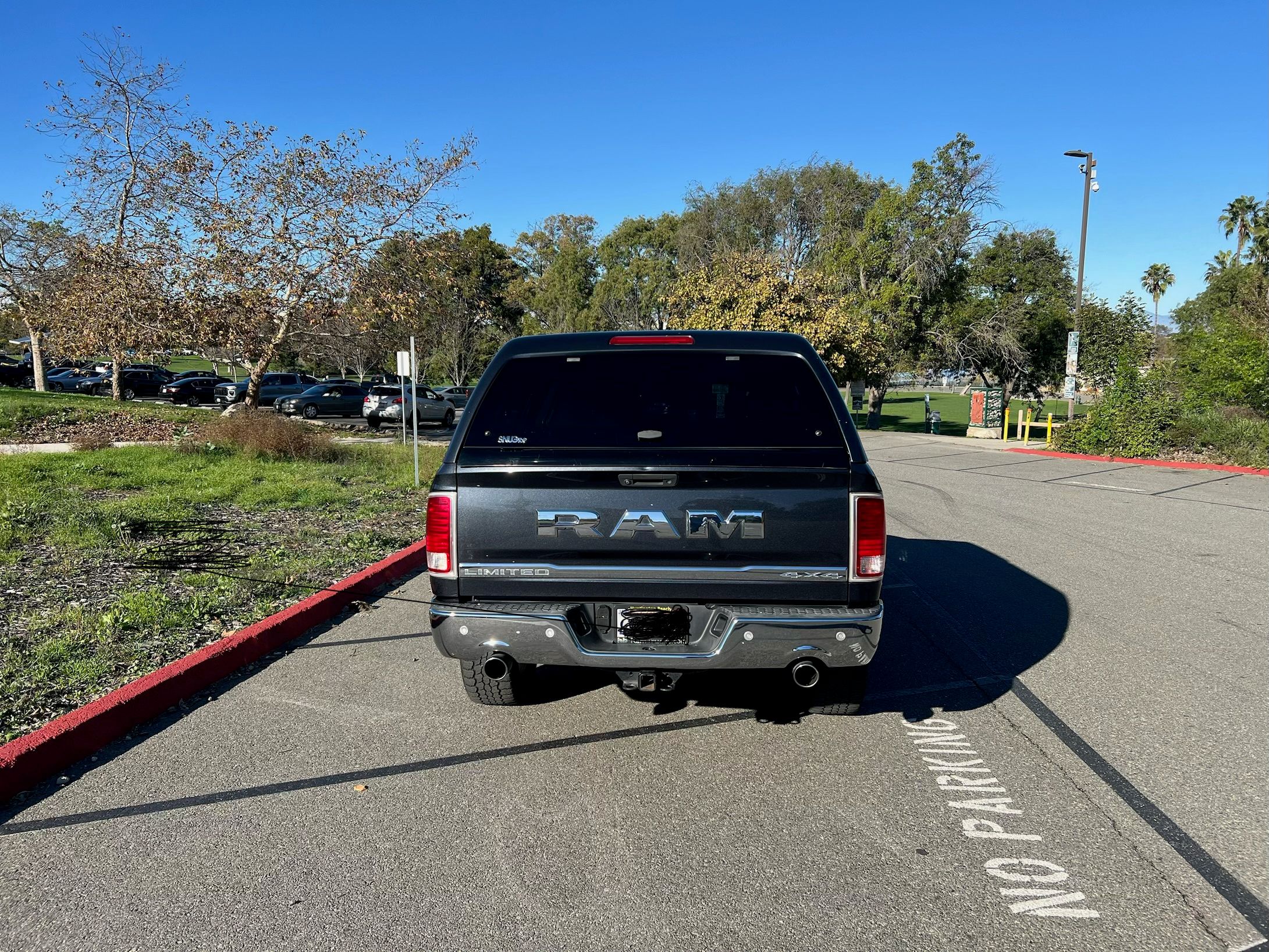 Used 2016 RAM 1500 Limited AWD/4WD image 10
