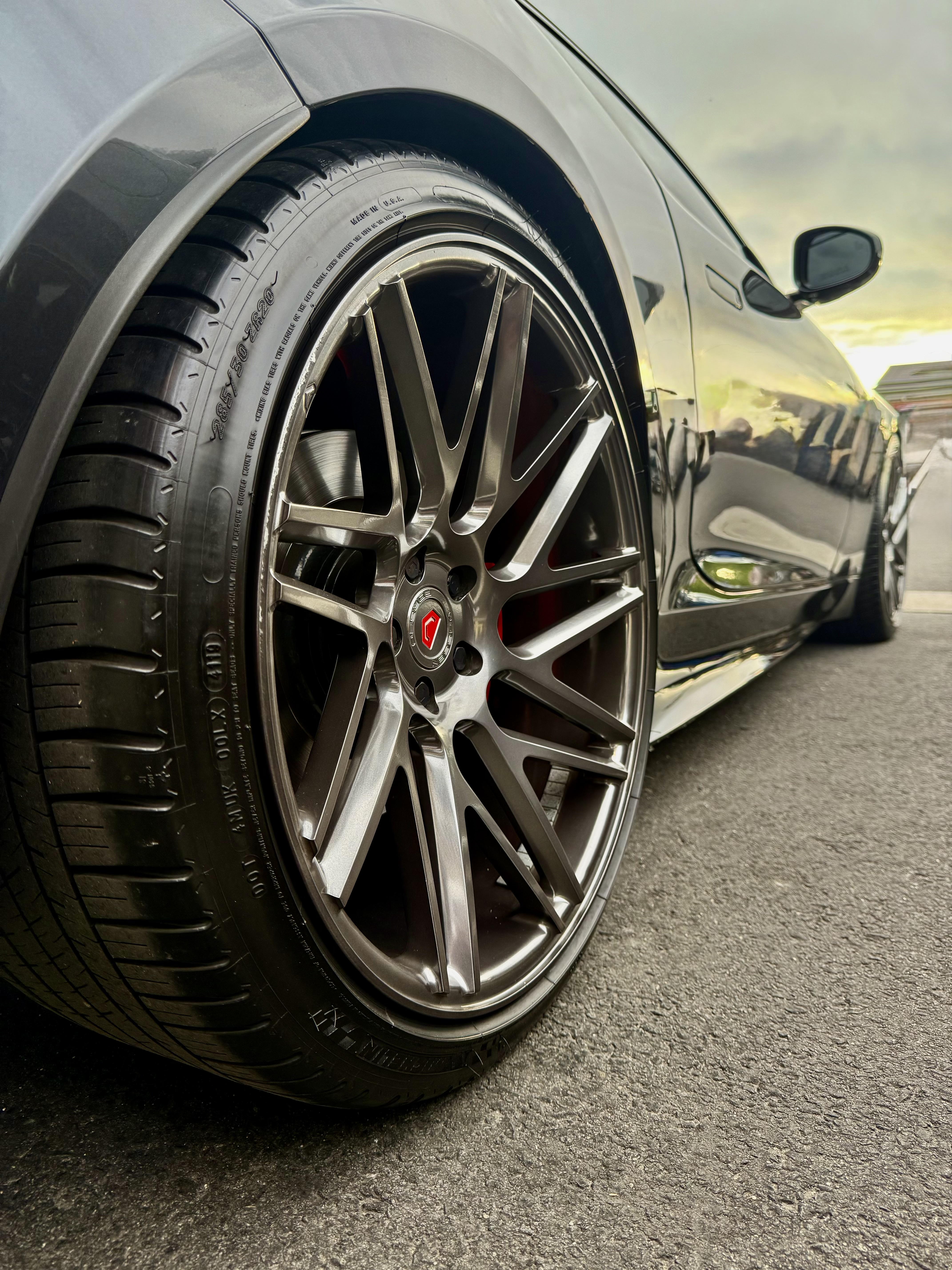 Used 2020 Jaguar F-TYPE R-Dynamic RWD image 12