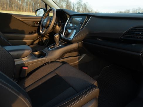 Used 2022 Subaru Outback image 12