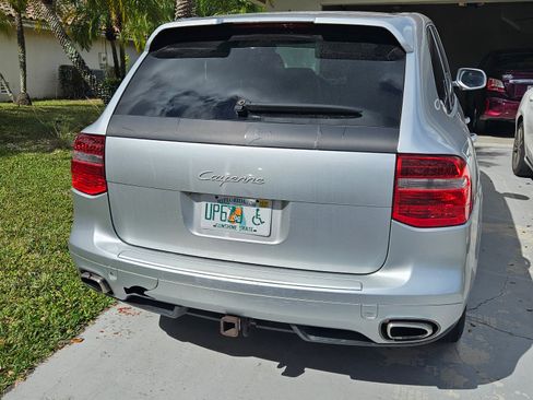 Used 2008 Porsche Cayenne image 12