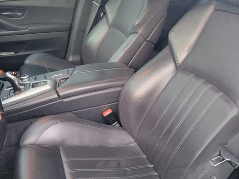 Used 2013 BMW M5 image 12