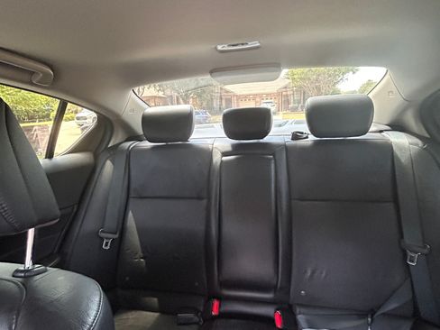 Used 2014 Acura ILX FWD image 29