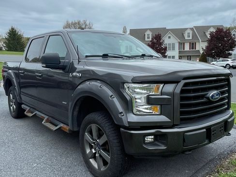 Used 2017 Ford F150 XLT w/ Equipment Group 302A Luxury AWD/4WD image 2