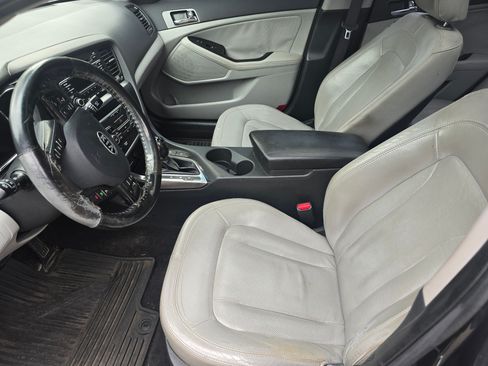 Used 2011 Kia Optima EX FWD image 13
