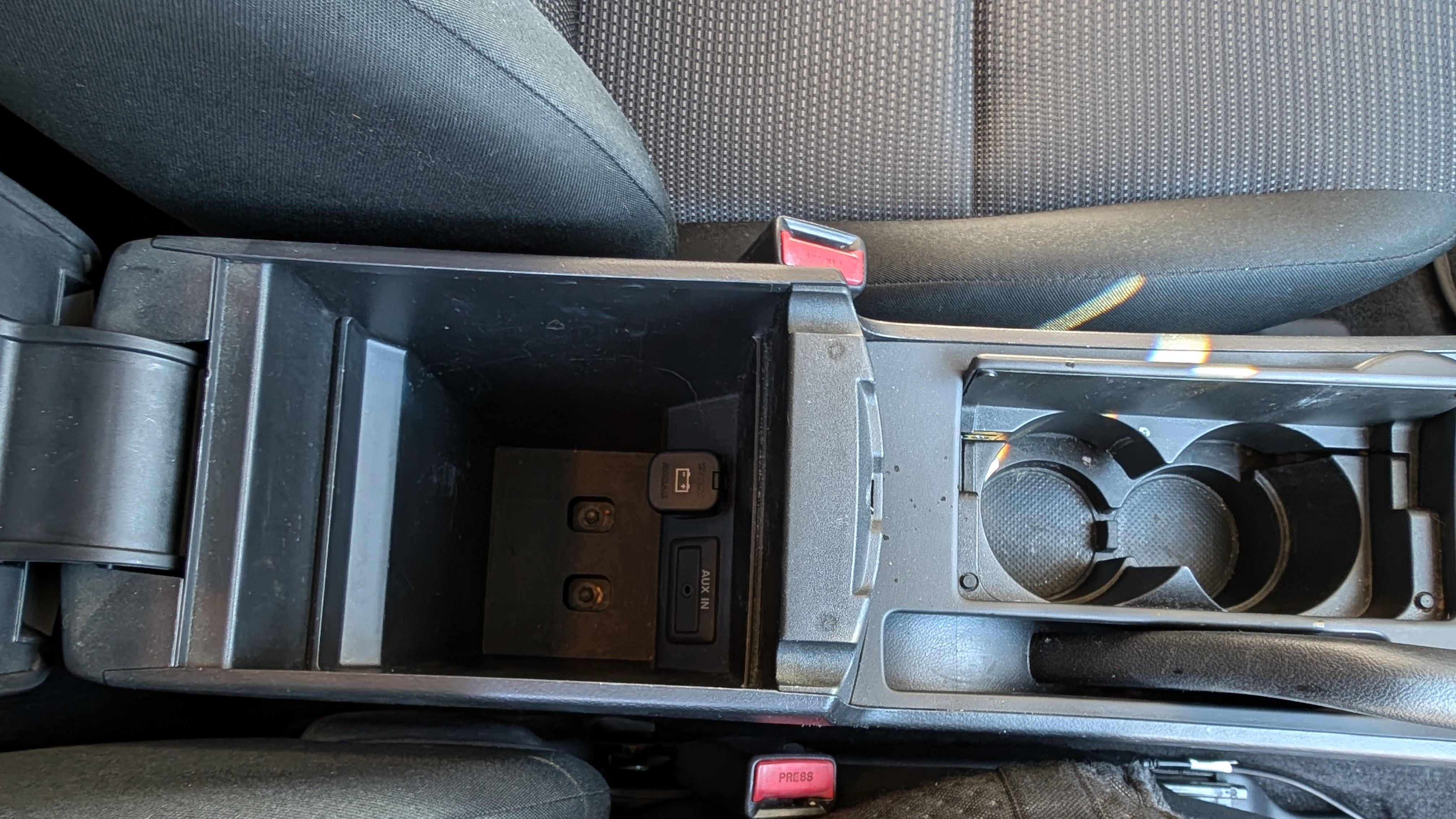 Used 2012 MAZDA MAZDA3 i Touring FWD image 23