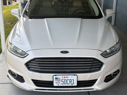 Used 2013 Ford Fusion SE image 1