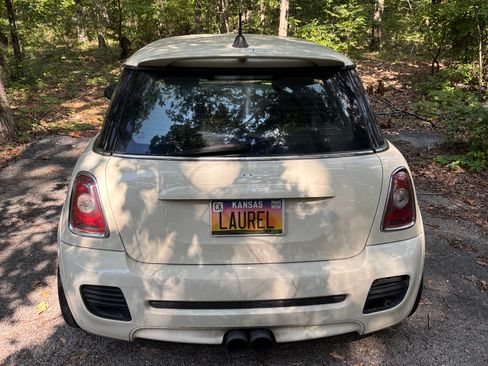 Used 2010 MINI Cooper S FWD image 2