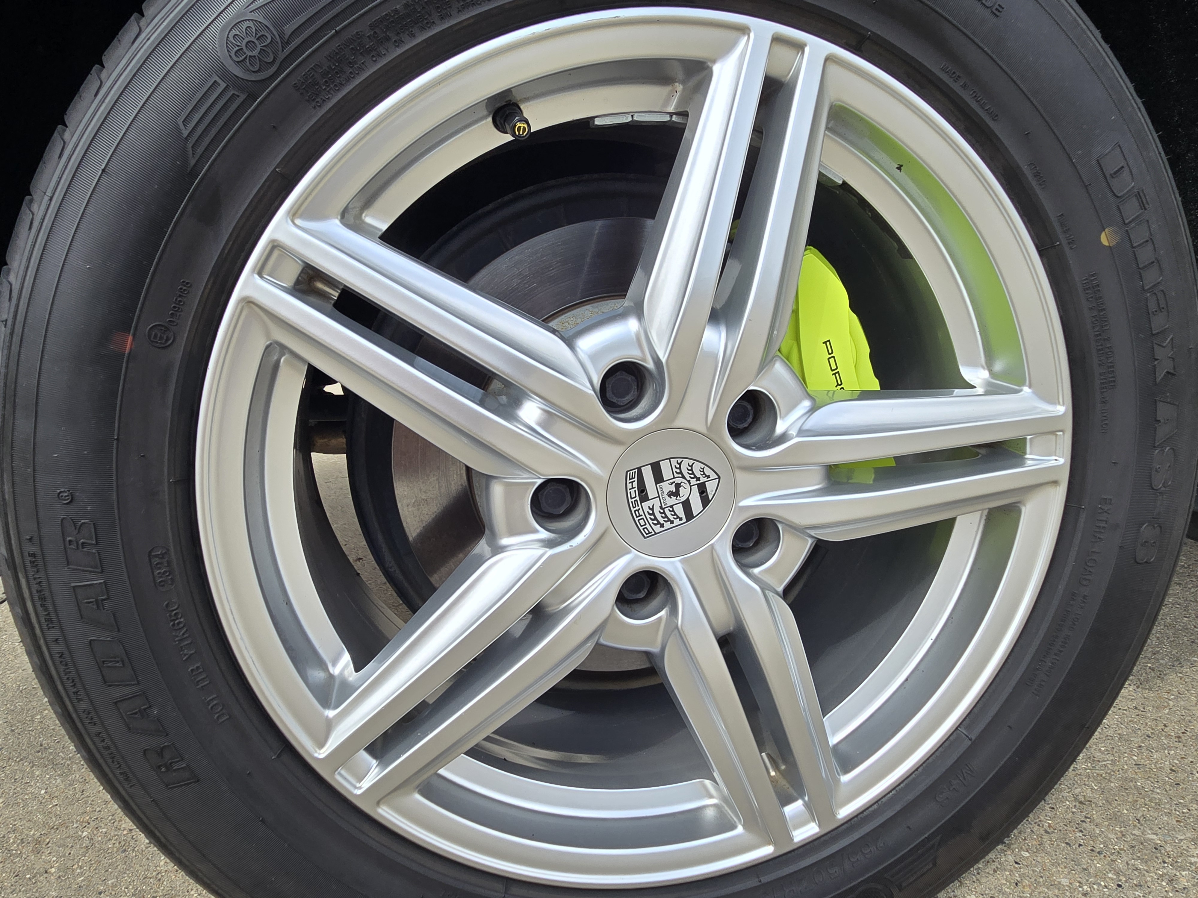 Used 2016 Porsche Cayenne S AWD/4WD image 10