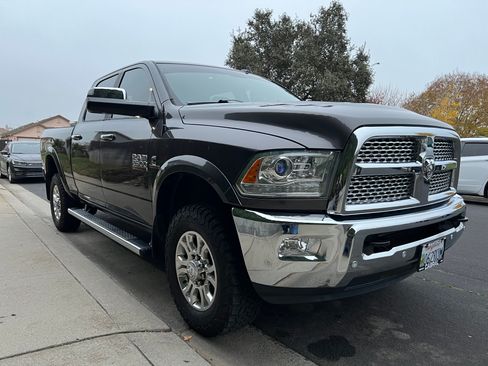 Used 2017 RAM 2500 Laramie w/ Off Road Package image 26