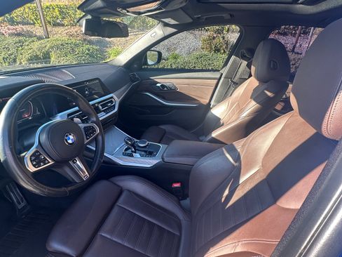 Used 2019 BMW 330i xDrive Sedan w/ M Sport Package image 8