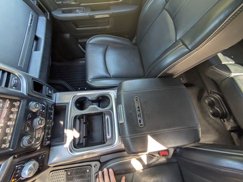 Used 2016 RAM 1500 Limited image 27