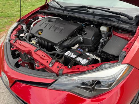 Used 2019 Toyota Corolla SE image 16