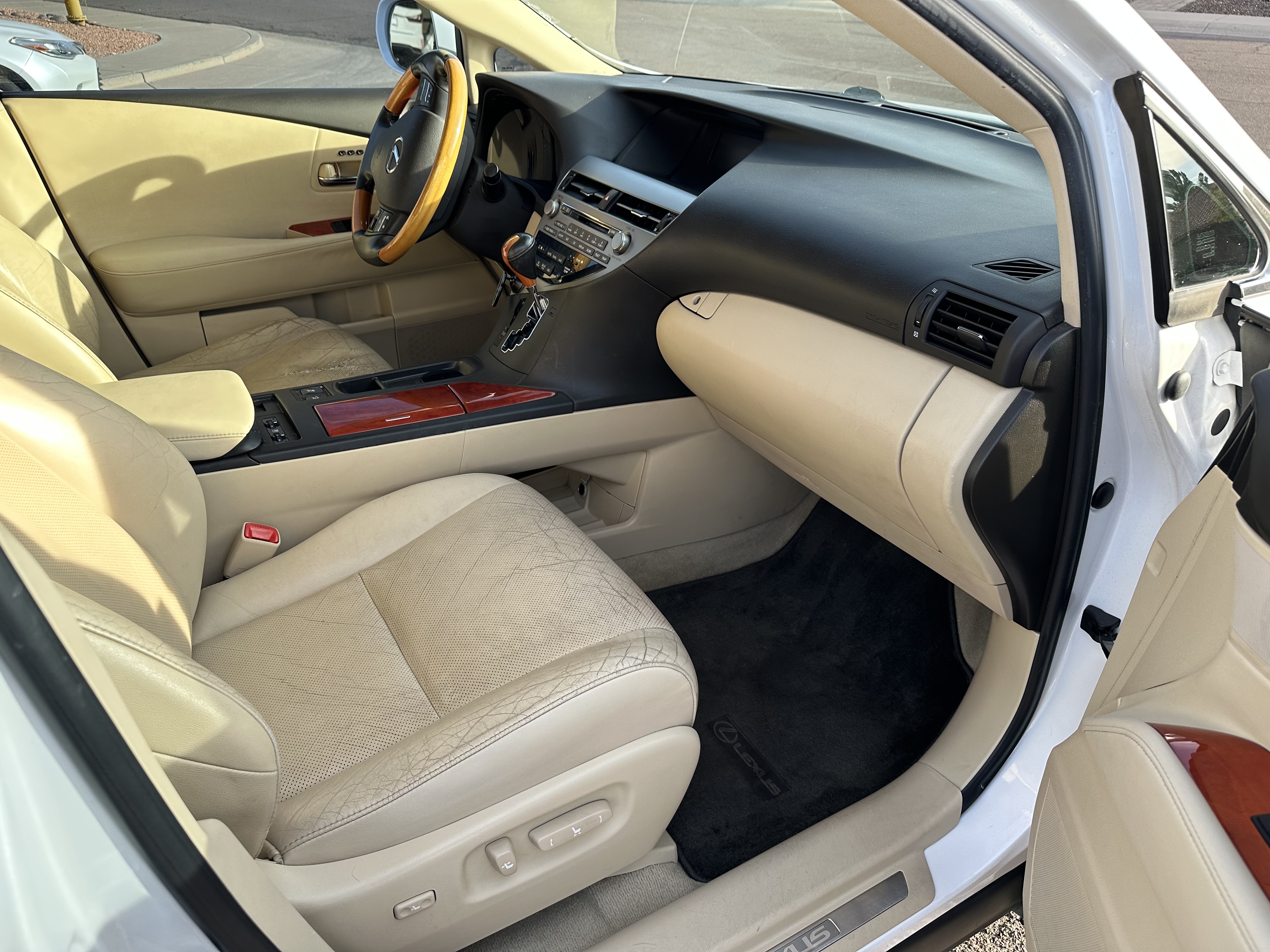 Used 2011 Lexus RX 350 AWD w/ Premium Pkg image 6