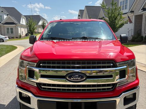Used 2018 Ford F150 XLT w/ Equipment Group 301A Mid AWD/4WD image 4