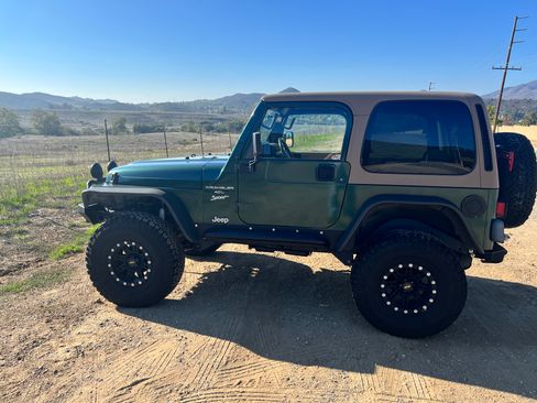 Used 1999 Jeep Wrangler Sport image 4