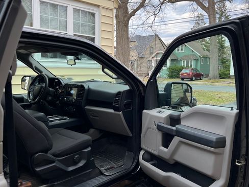 Used 2019 Ford F150 XL w/ Equipment Group 101A Mid image 9