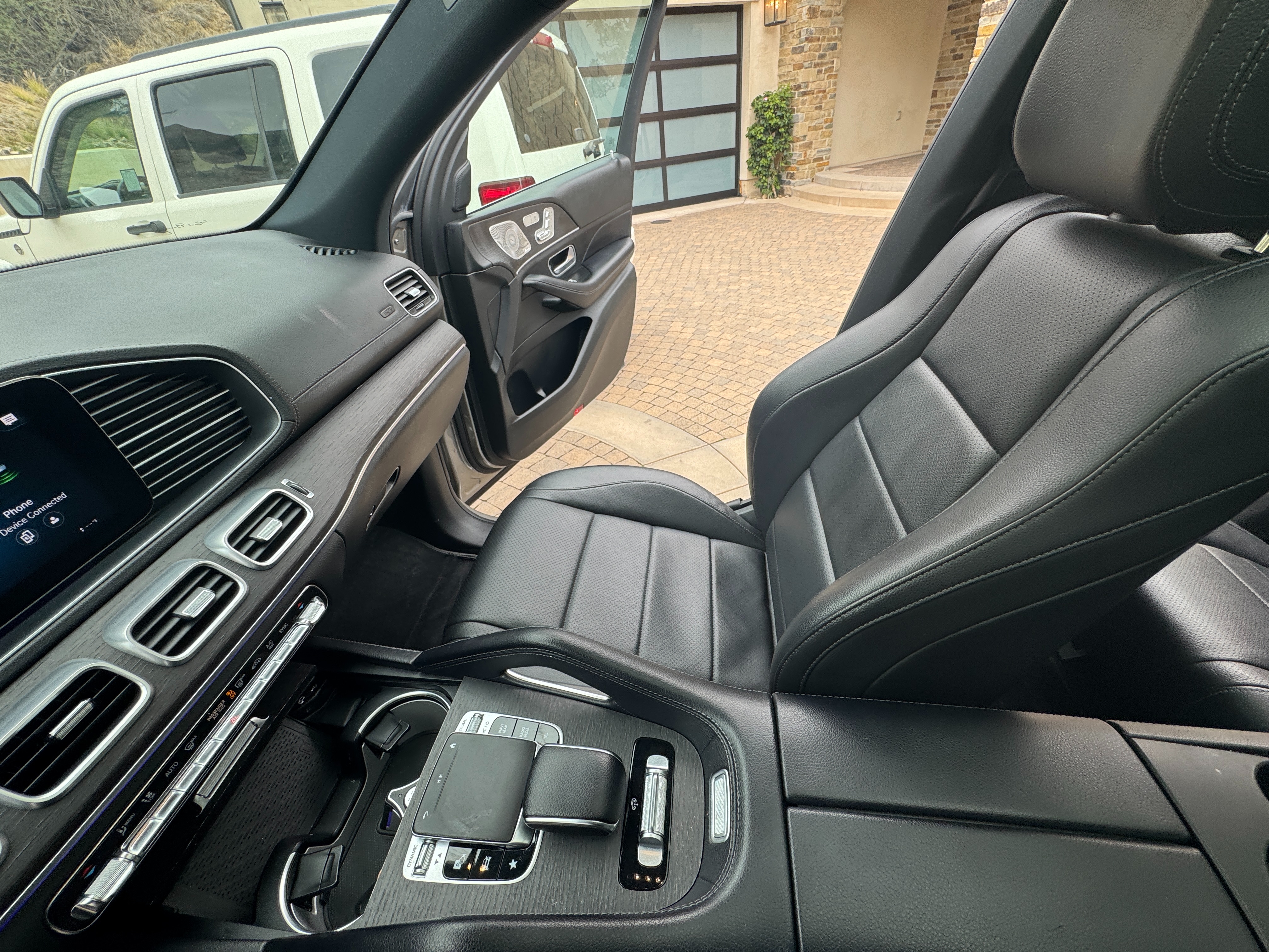Used 2020 Mercedes-Benz GLS 450 4MATIC image 8