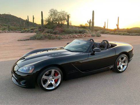 Used 2006 Dodge Viper SRT-10 image 5