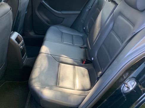 Used 2013 Volkswagen Jetta SE image 6