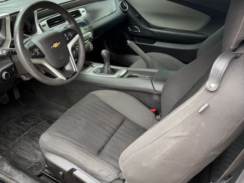 Used 2013 Chevrolet Camaro LS RWD image 16