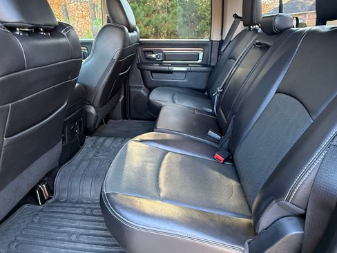 Used 2016 RAM 1500 Laramie w/ Convenience Group image 11