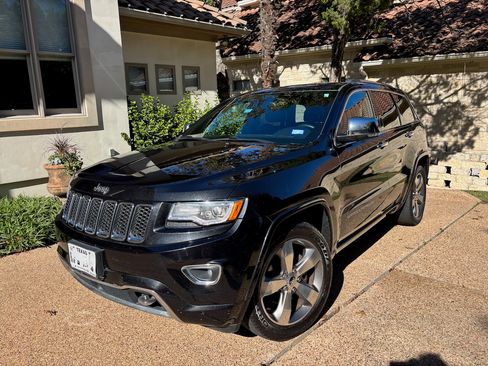 Used 2015 Jeep Grand Cherokee Overland w/ Advanced Technology Group image 1