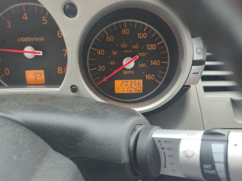 Used 2006 Nissan 350Z Touring image 12