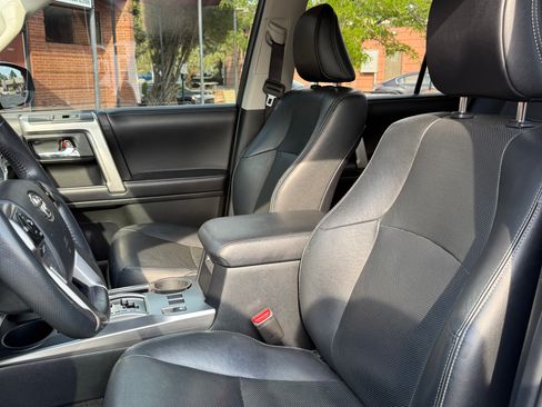 Used 2018 Toyota 4Runner Limited AWD/4WD image 15