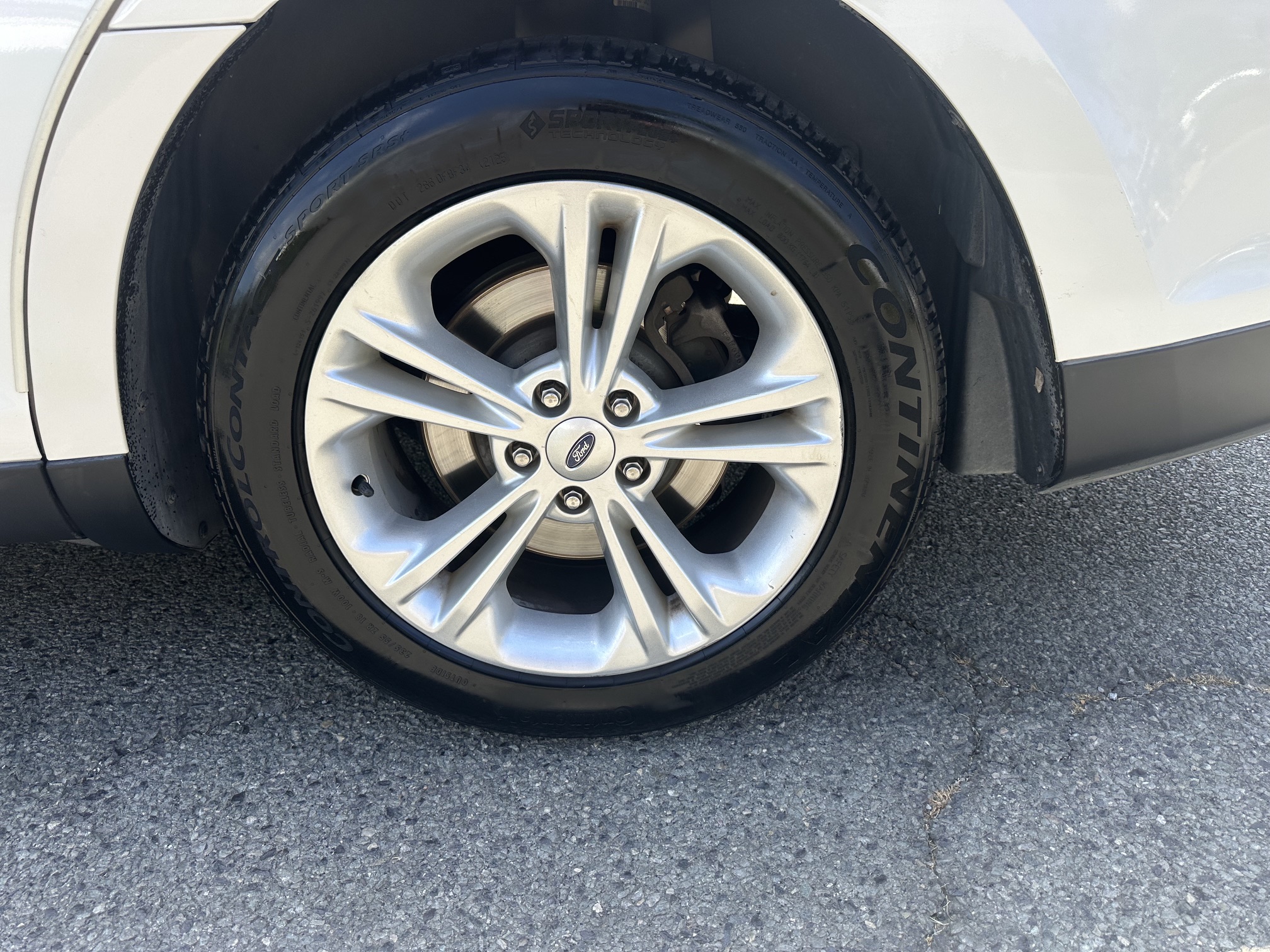 Used 2014 Ford Taurus SEL w/ Equipment Group 201A FWD image 10
