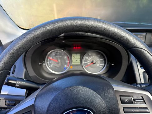 Used 2014 Subaru Forester 2.5i Premium image 11