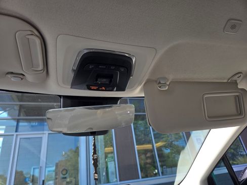 Used 2023 Toyota Corolla LE image 18