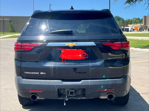 Used 2022 Chevrolet Traverse LS AWD/4WD image 4