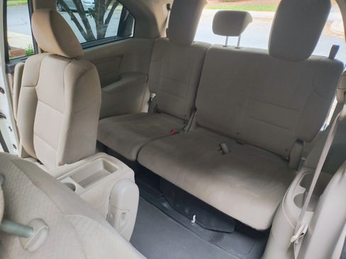 Used 2016 Honda Odyssey SE image 12
