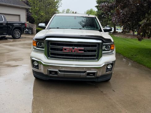 Used 2014 GMC Sierra 1500 SLT w/ SLT Crew Cab Value Package AWD/4WD image 6