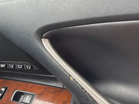 Used 2014 Lexus IS 250C w/ Luxury Package RWD image 6